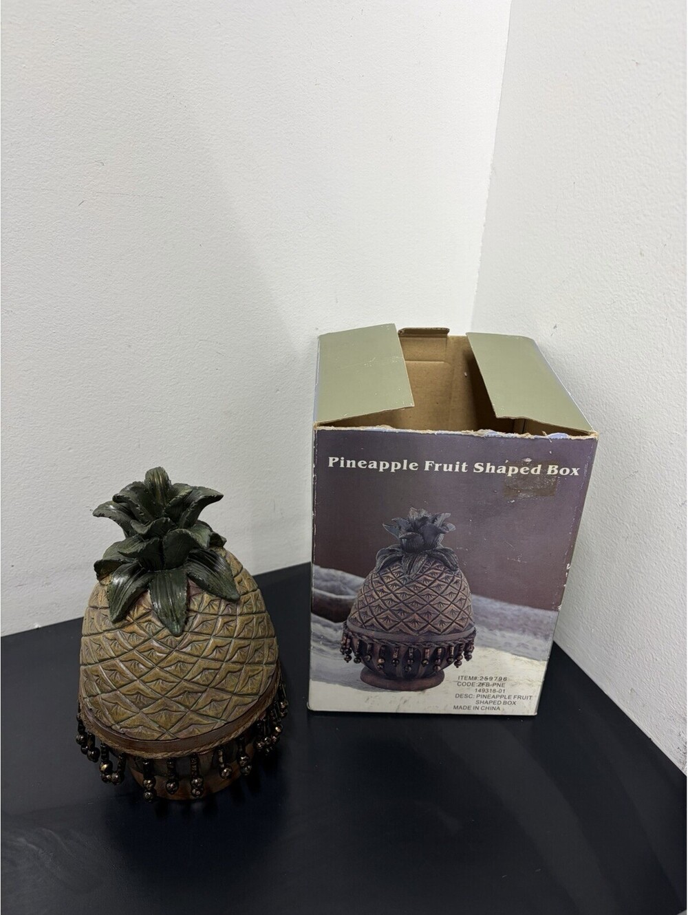 Vintage pineapple Fruit Shaped Box 8.5”
